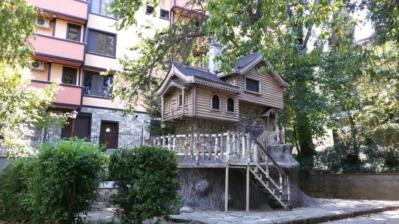 Парк Апартаменти Юлия Sandanski Ngoại thất bức ảnh