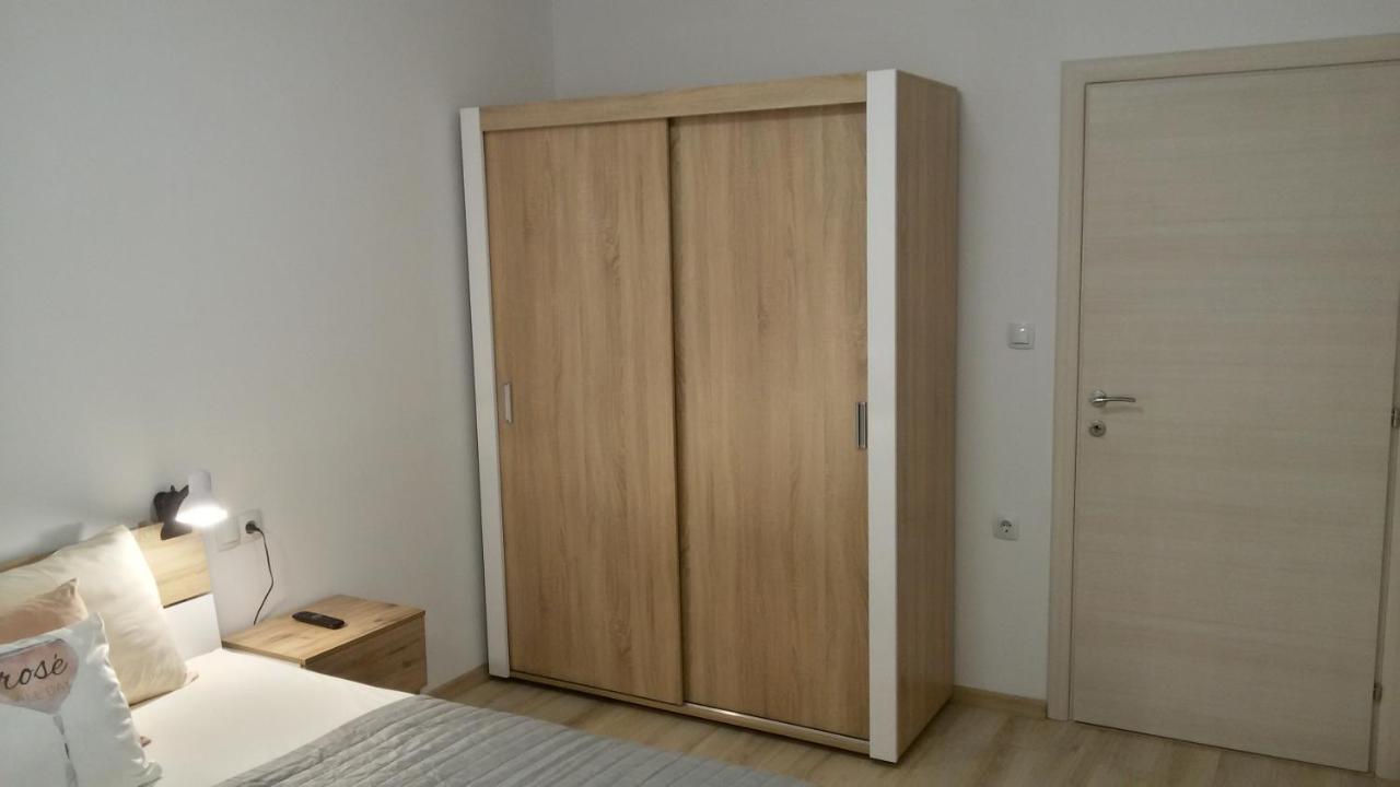 Парк Апартаменти Юлия Sandanski Ngoại thất bức ảnh